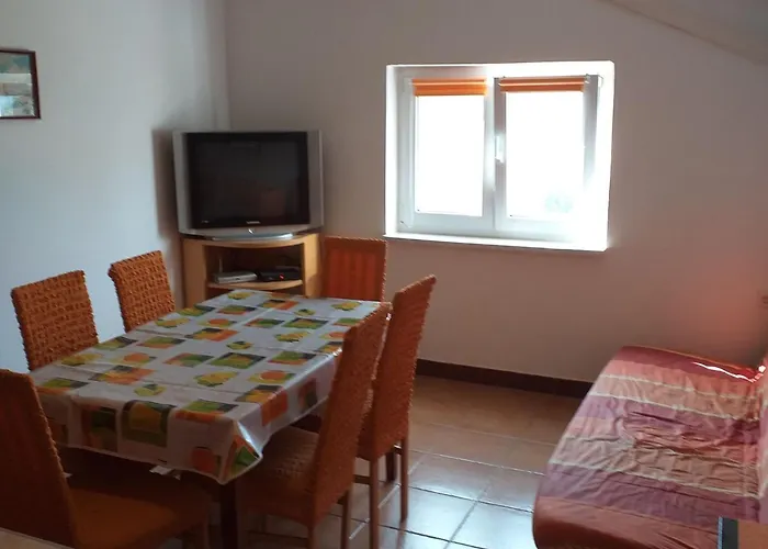 Apartment Lavanda & - Three Bedroom With Shared Terrace *