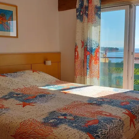 Lejlighed Lavanda & - Three Bedroom With Shared Terrace